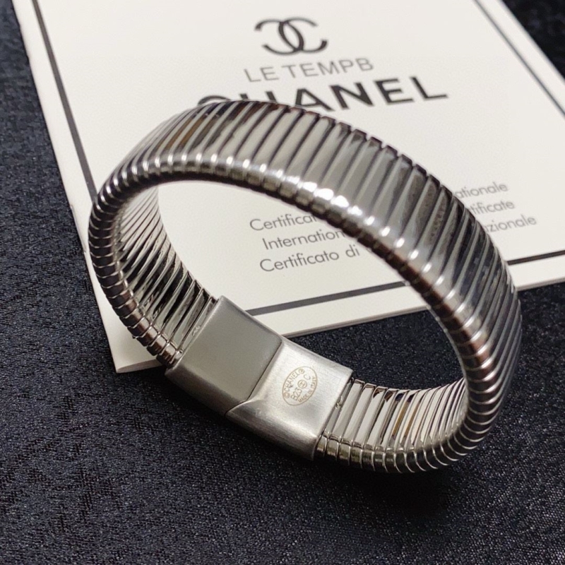 Ch**el bracelets